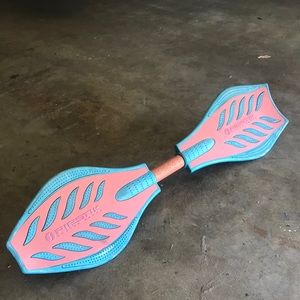 Rip stick wave board